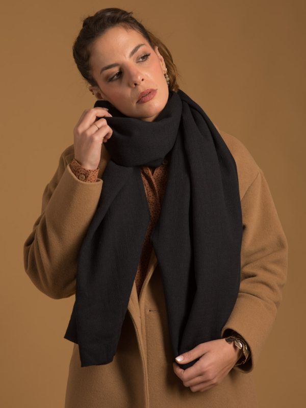 nouvelle-collection-made-in-france, idees-cadeaux, accessoires - Echarpe noire en laine femme Made-in-France