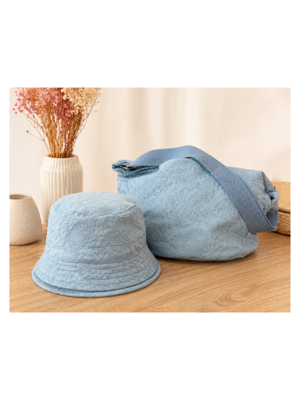 nouvelle-collection-made-in-france, idees-cadeaux, accessoires - Bob bleu en coton - femme Made-in-France