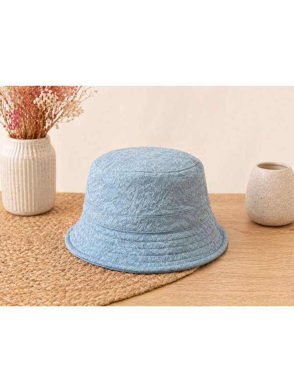 nouvelle-collection-made-in-france, idees-cadeaux, accessoires - Bob bleu en coton - femme Made-in-France