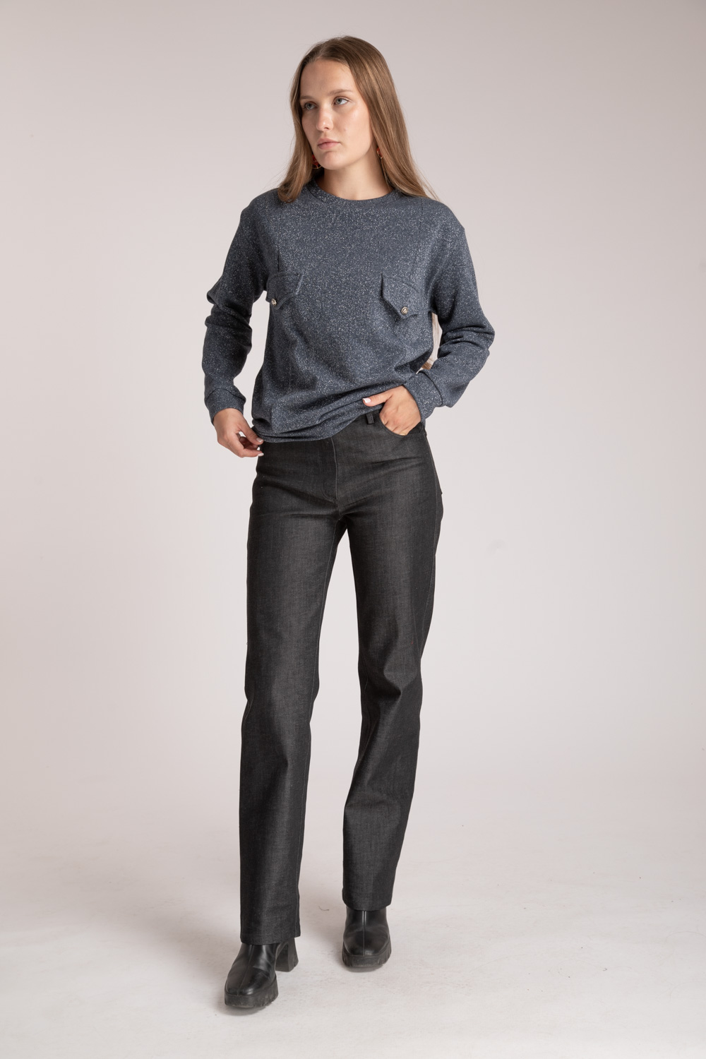jean-brut-noir-femme-automne-hiver-coton-elesthanne-made-france-danielle-engel Gaspard - Jean droit noir anthracite – Image 1